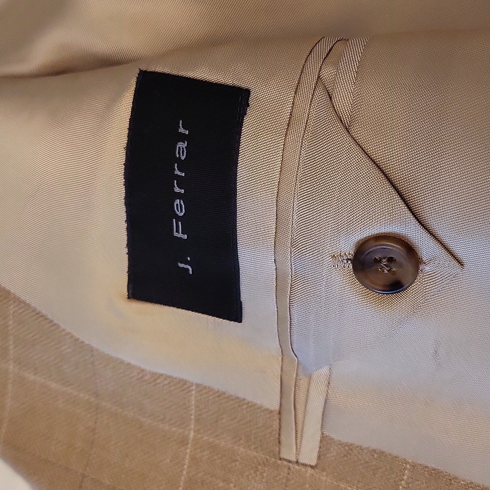 Mens sport coat J.Ferrar brand size 44L, Tan windowpane linen/wool/silk fabric - Picture 6 of 7